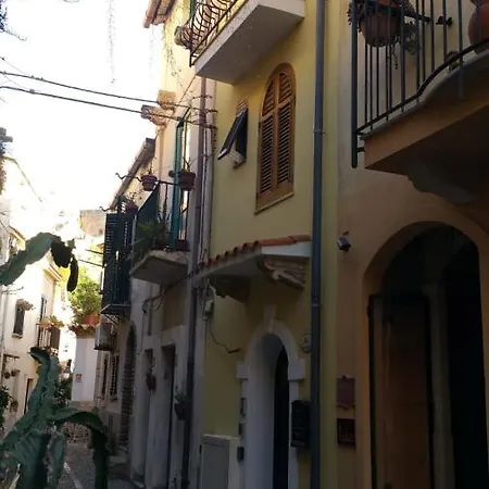 Spendido - Chianalea Di Bagnato Dal Mare Apartment *